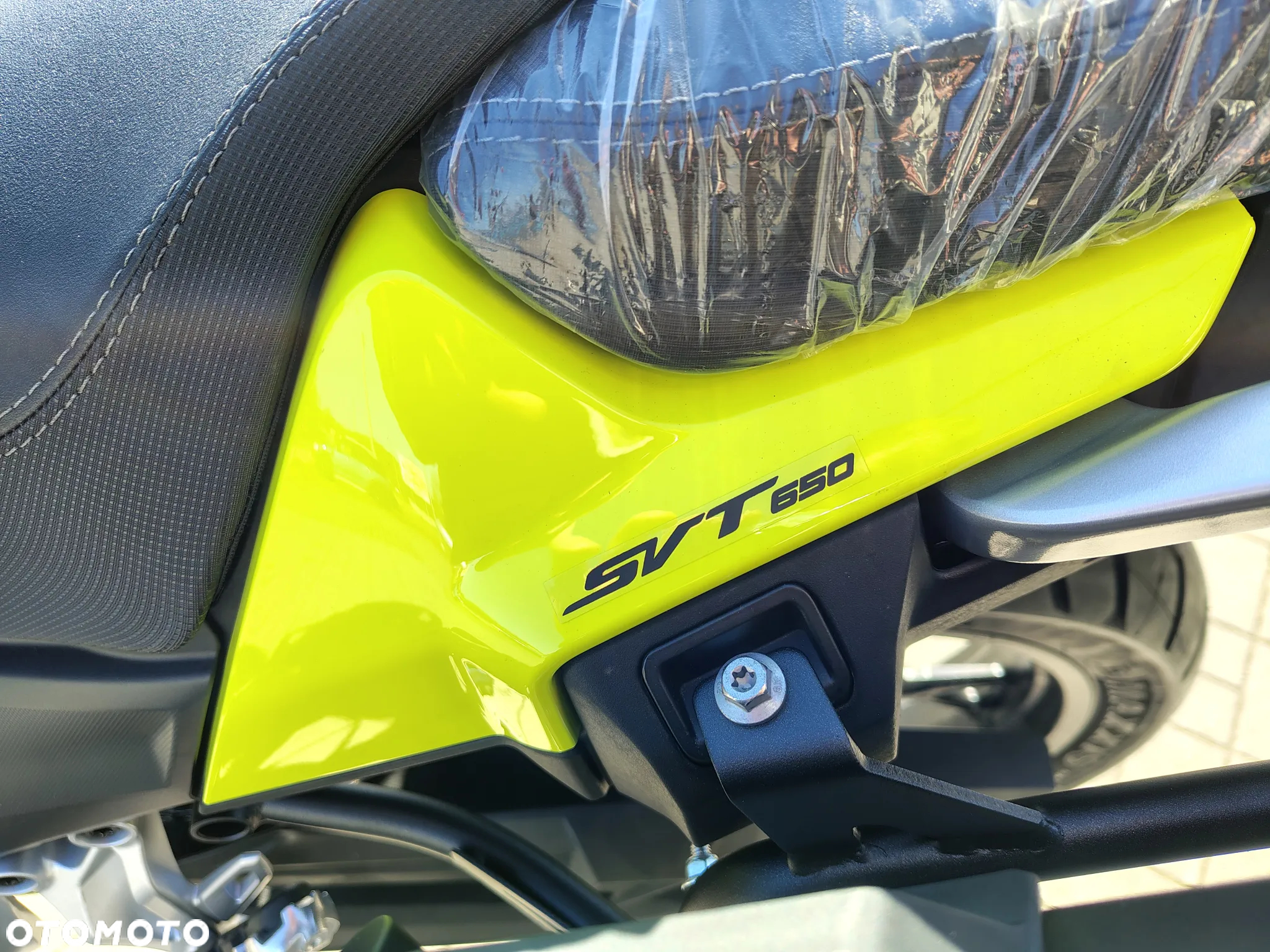 QJMOTOR SVT 650 - 27