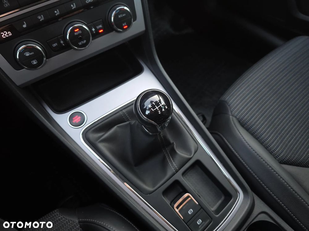 Seat Leon 1.4 TSI Xcellence S&S - 16