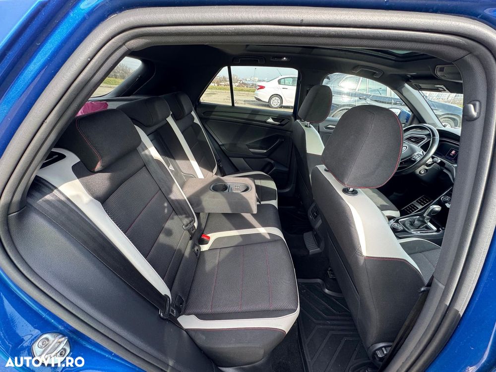 Volkswagen T-Roc - 24