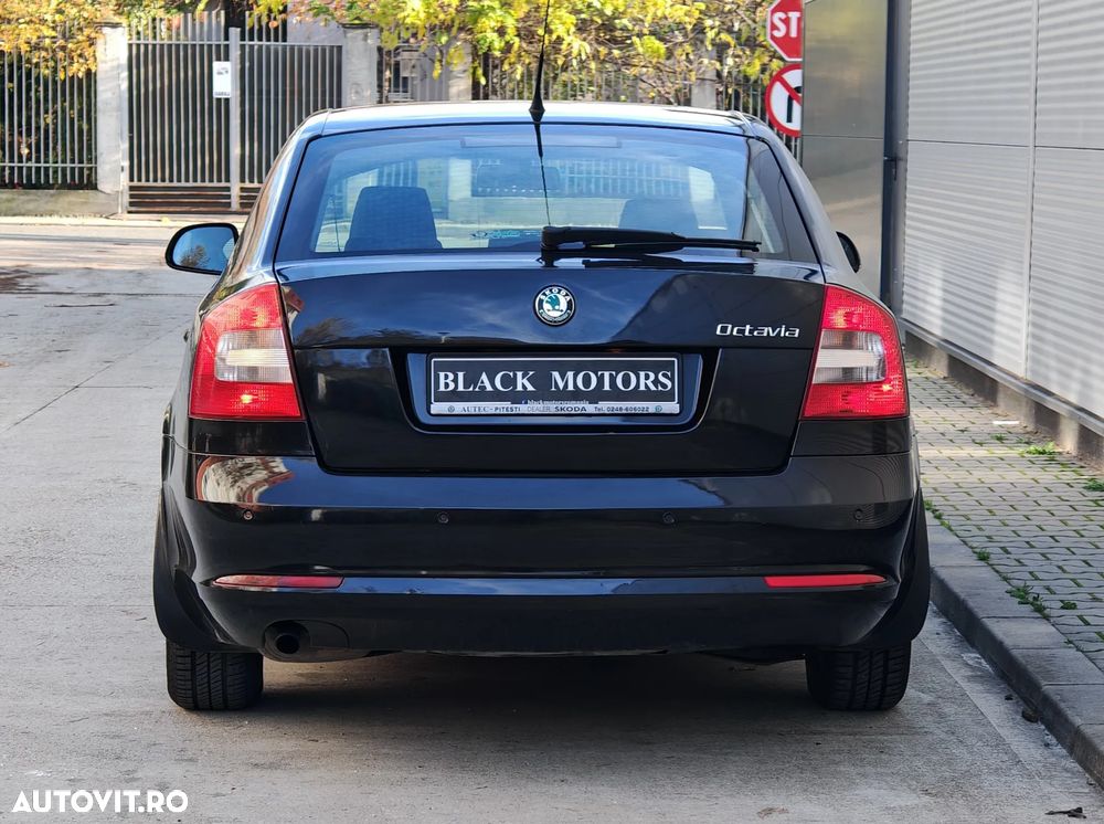 Skoda Octavia 1.6 MPI Ambiente - 5