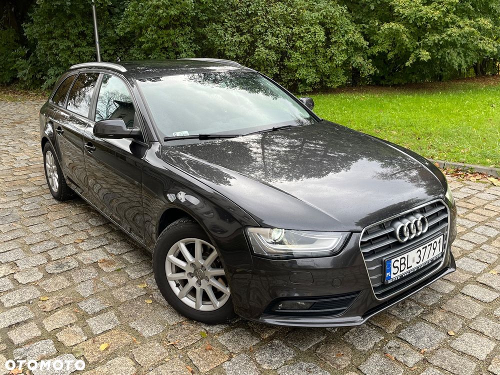 Audi A4 - 1