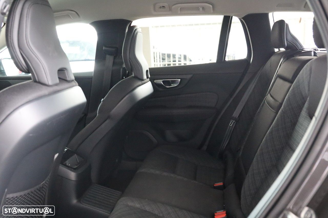 Volvo V60 2.0 T6 AWD TE Core - 10