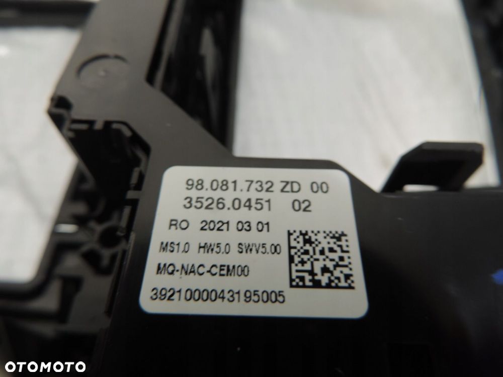 Toyota Proace RADIA RAMKA WYŚWIETLACZA NOWA - 6