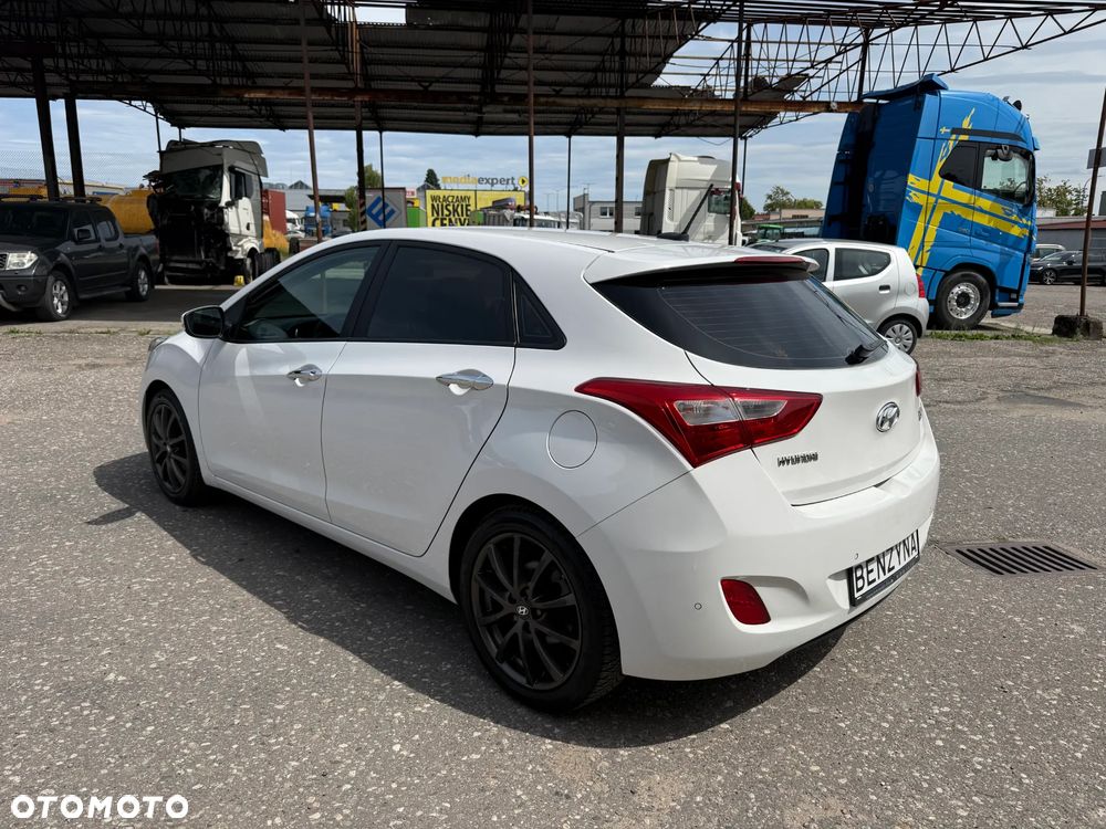 Hyundai i30 1.4 Comfort - 30