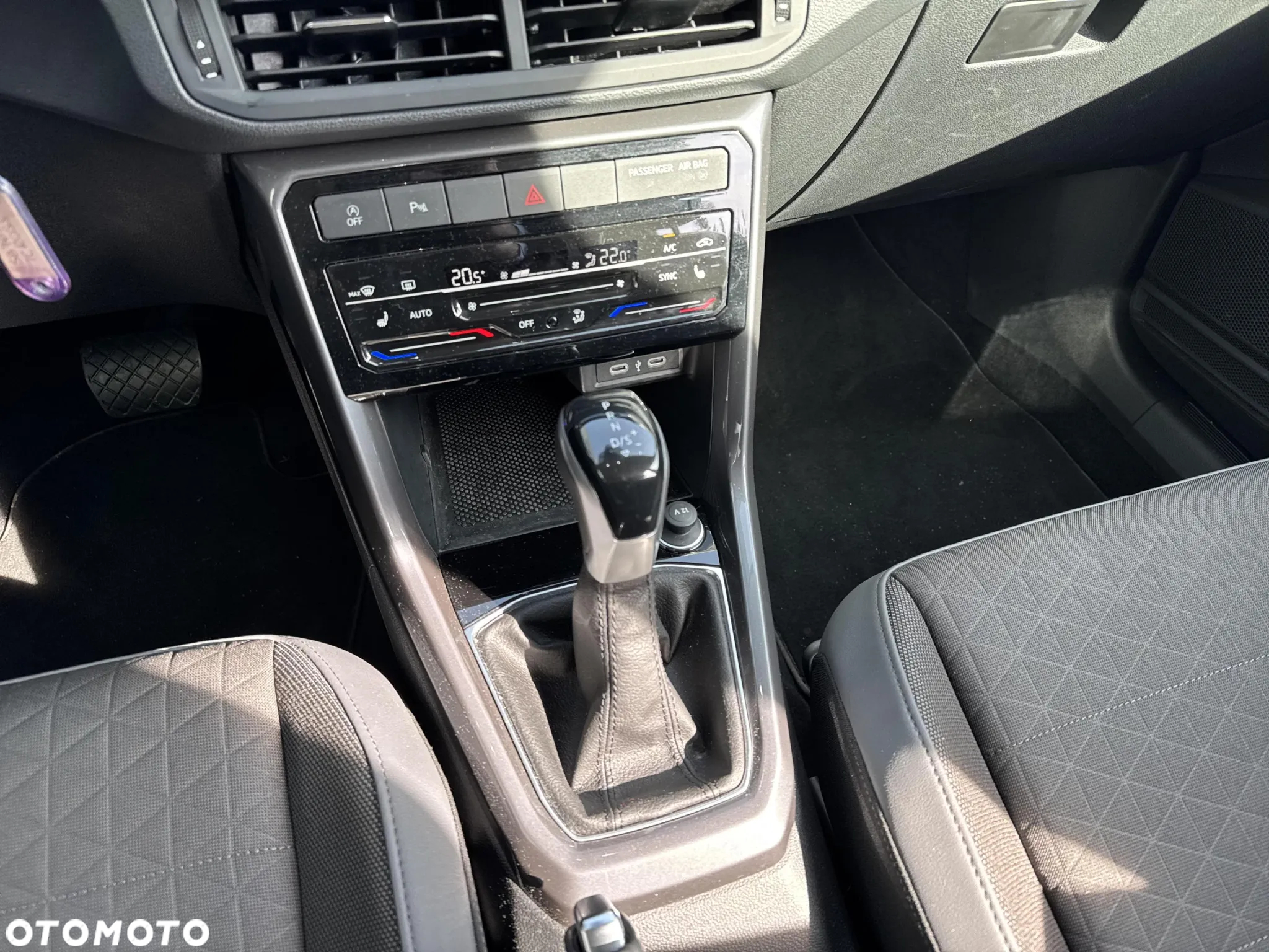 Volkswagen T-Cross 1.5 TSI ACT Style DSG - 10