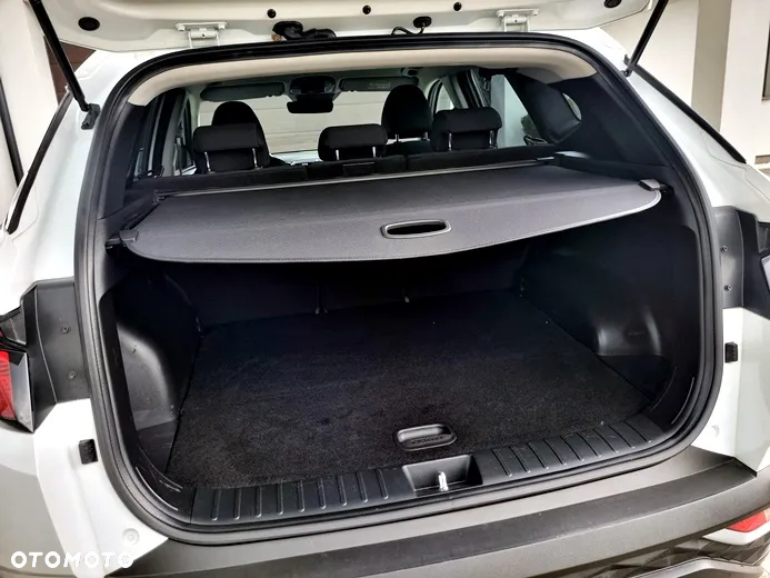 Hyundai Tucson 1.6 CRDi 48V-Hybrid 2WD DCT Select - 18