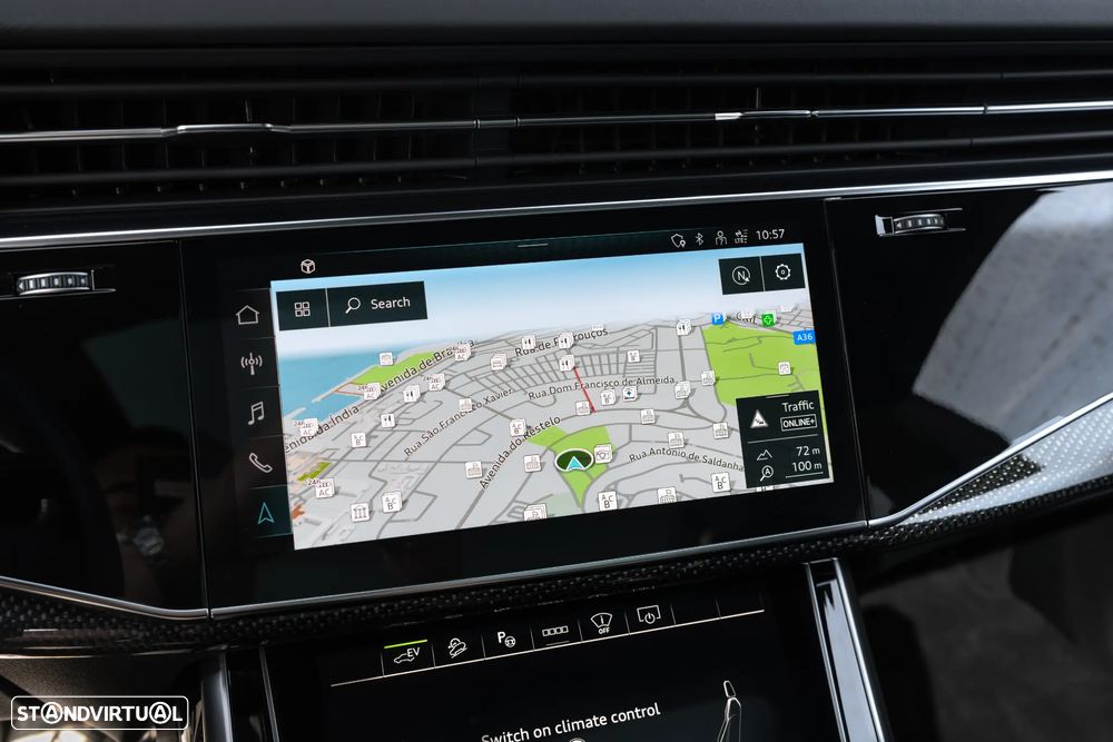 Audi Q8 SUV TFSI e quattro 360 kW tiptronic - 16