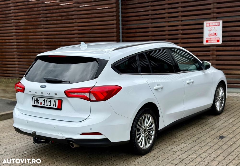 Ford Focus 1.5 EcoBlue Start-Stopp-System TITANIUM STYLE - 6