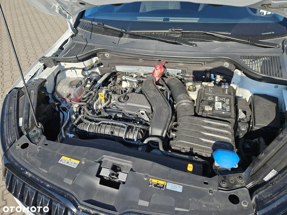 Skoda Karoq 1.5 TSI DSG Tour - 24