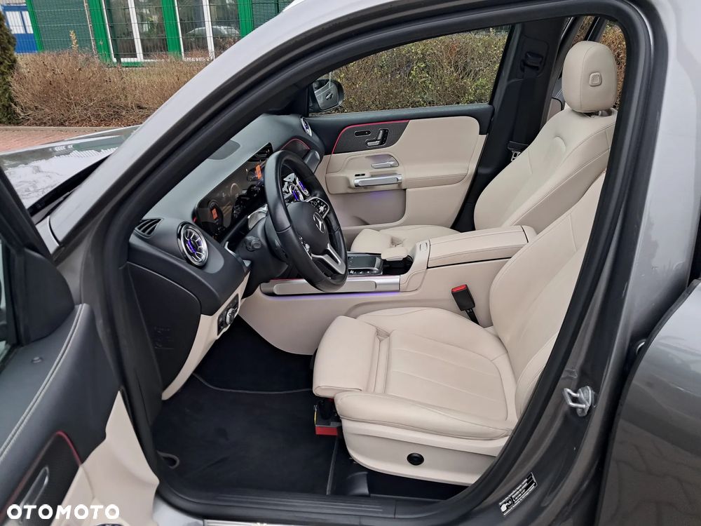 Mercedes-Benz GLB 200 d 8G-DCT Progressive Advanced - 16