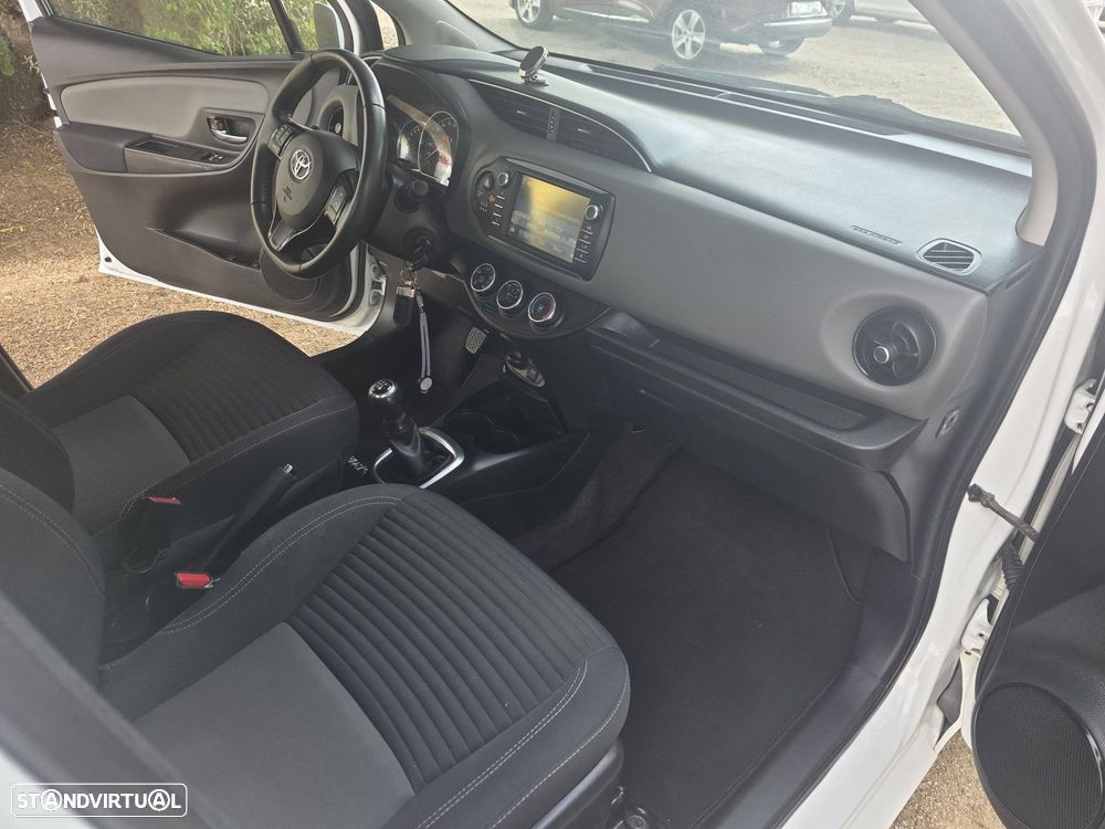 Toyota Yaris 1.0 VVT-i ACtive+AC - 9
