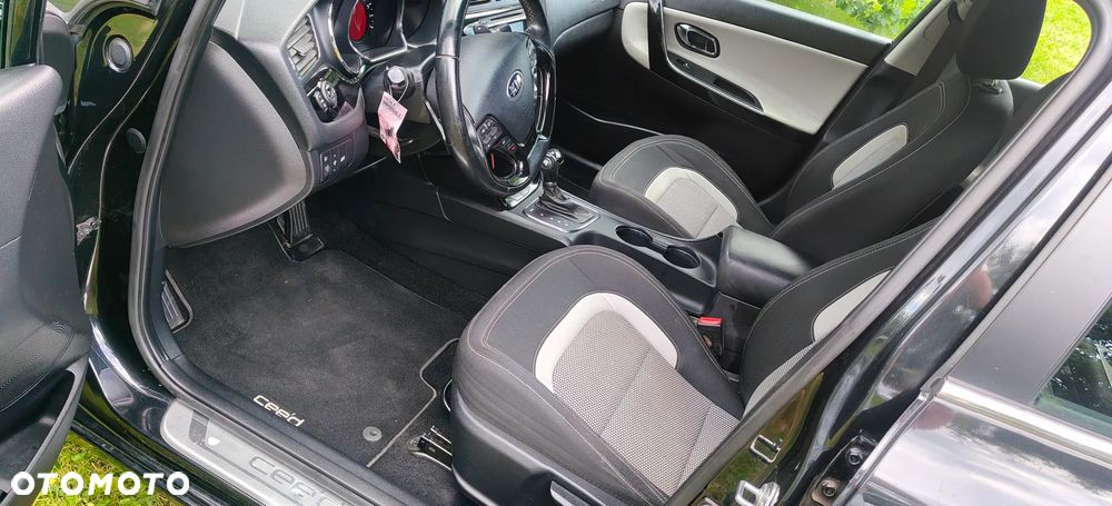 Kia Ceed 1.6 GDI DCT Platinum Edition - 8