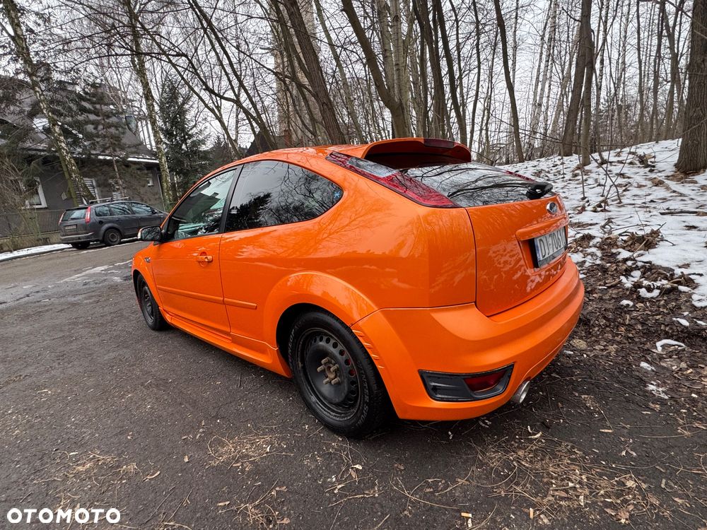 Ford Focus ST - 10