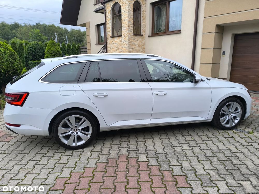 Skoda Superb 1.5 TSI ACT Ambition DSG - 4
