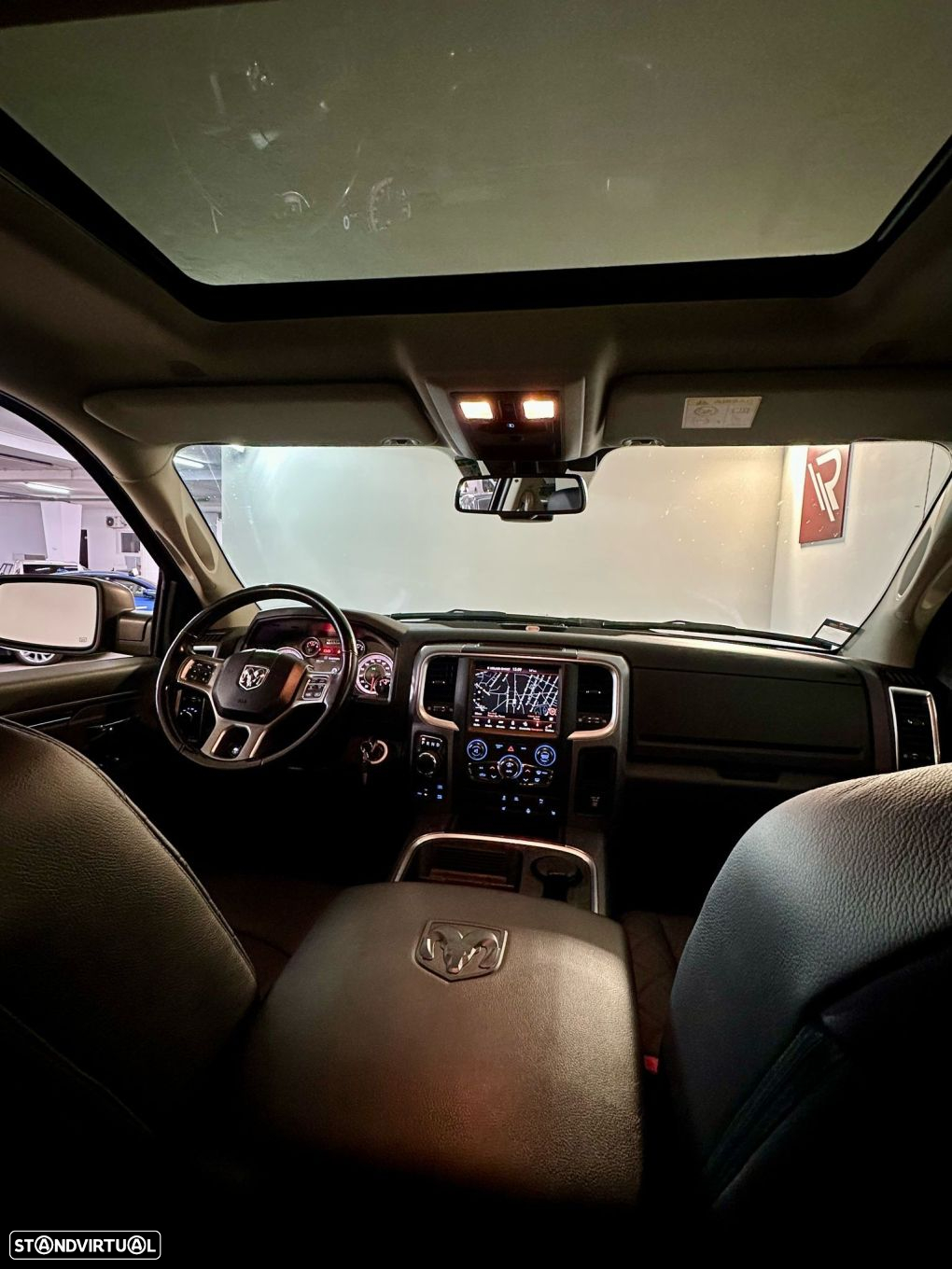 Dodge RAM 1500 5.7 V8 - 2