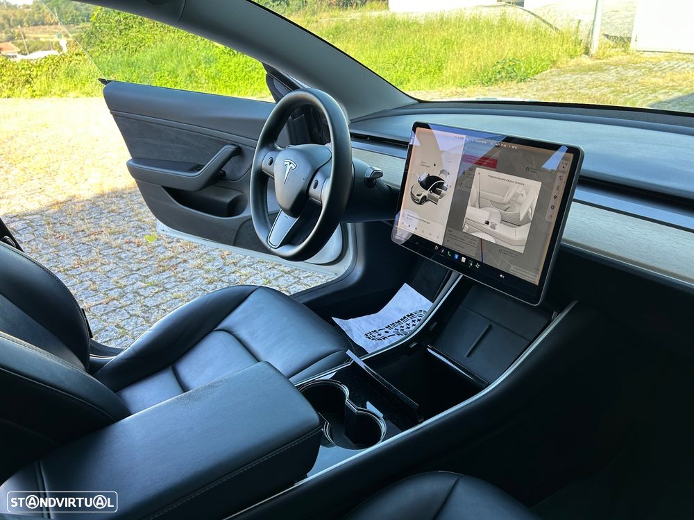 Tesla Model 3 - 22