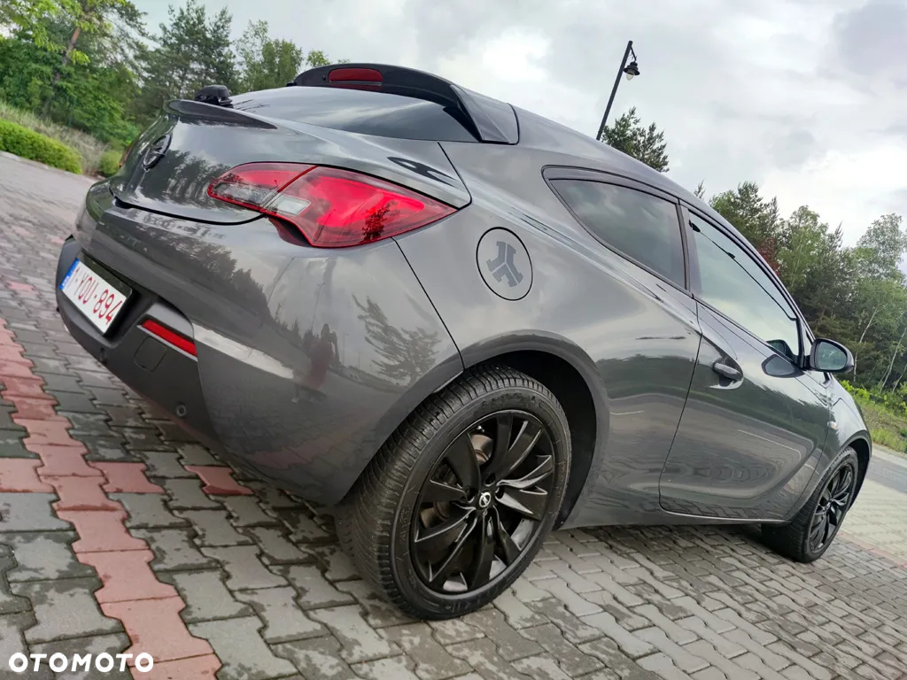 Opel Astra IV GTC 1.4 T Sport - 19