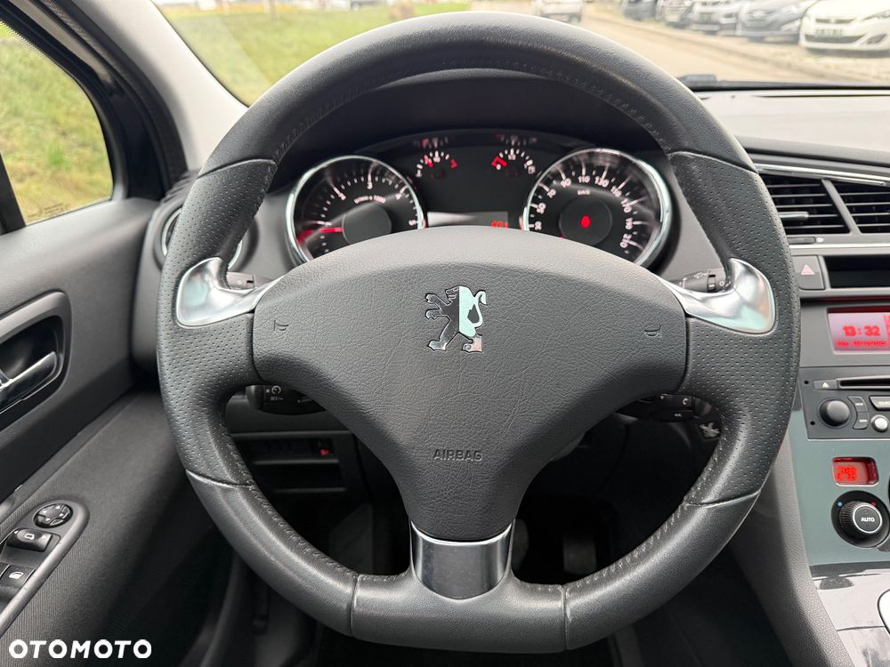 Peugeot 5008 HDI FAP 115 Access - 12