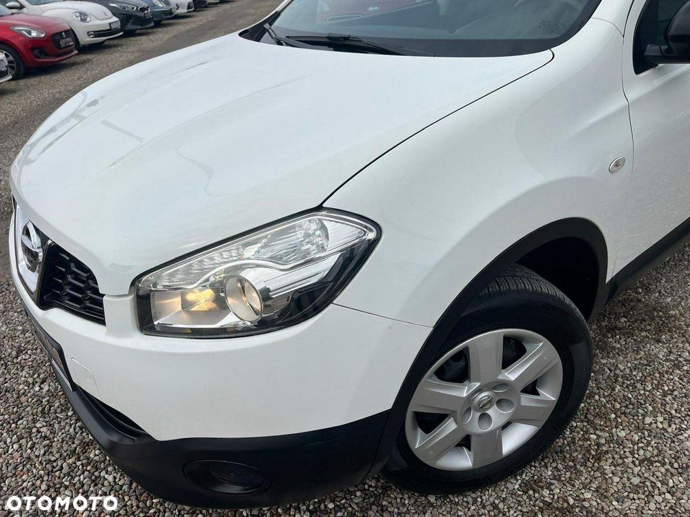 Nissan Qashqai 1.6 visia - 33