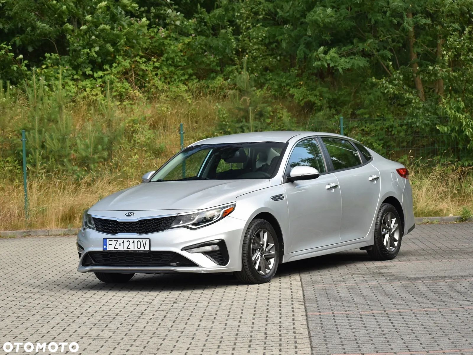 Kia Optima - 1