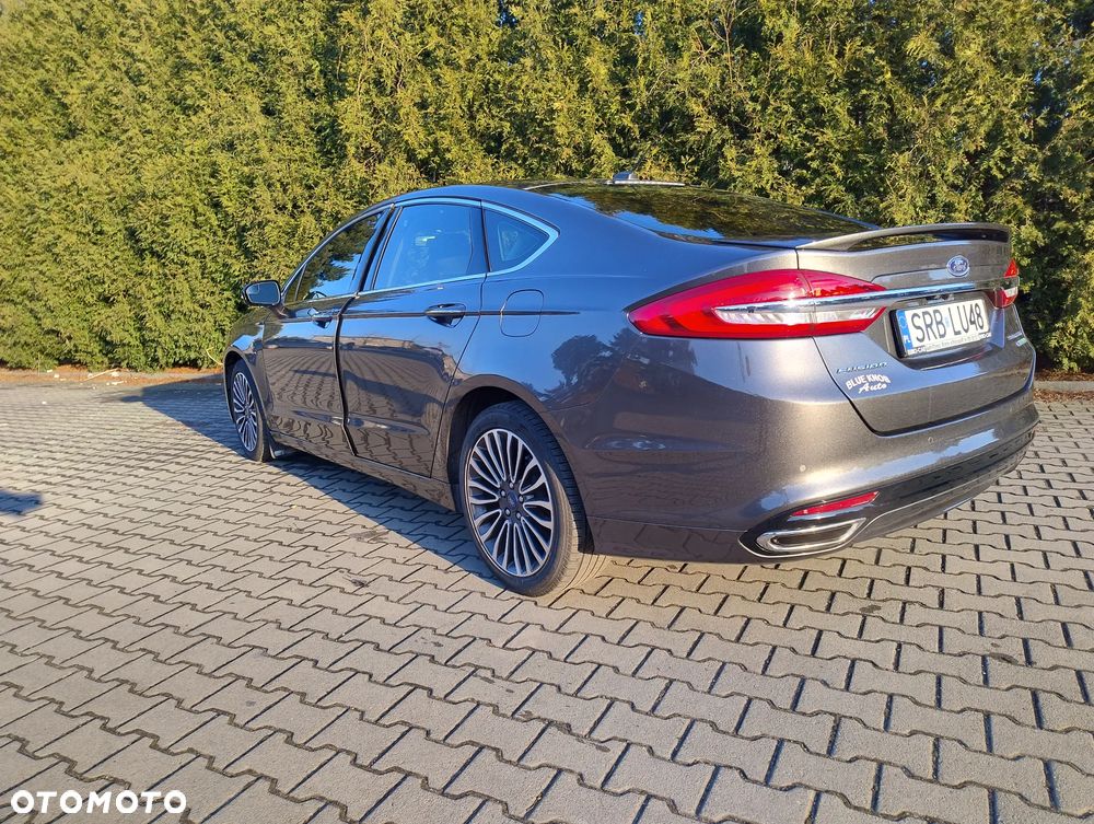 Ford Fusion 2.0 EcoBoost Titanium - 13