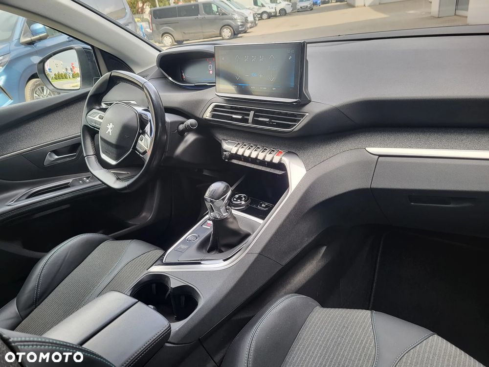 Peugeot 3008 1.5 BlueHDi Allure S&S - 6