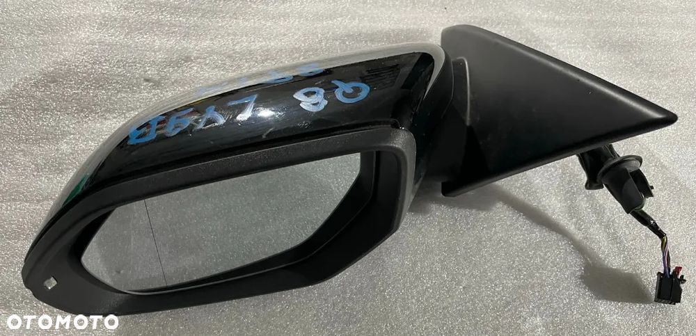 Audi Q8 4M8 lusterko lewe 8 PIN LY9B - 1