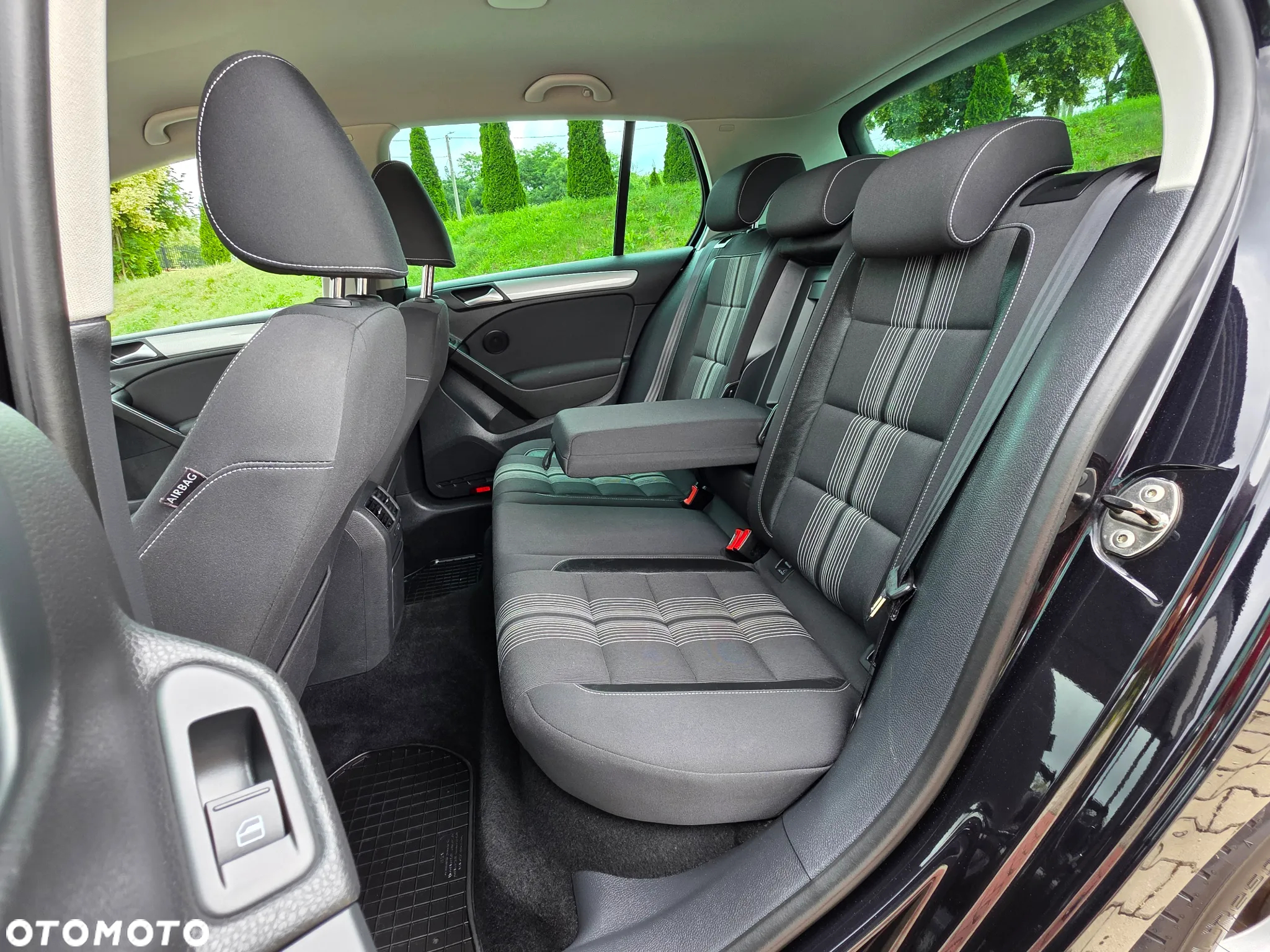 Volkswagen Golf 2.0 TDI DPF MATCH - 17