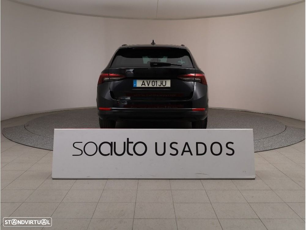Skoda Octavia 2.0 TDI Ambition — fotografia 8