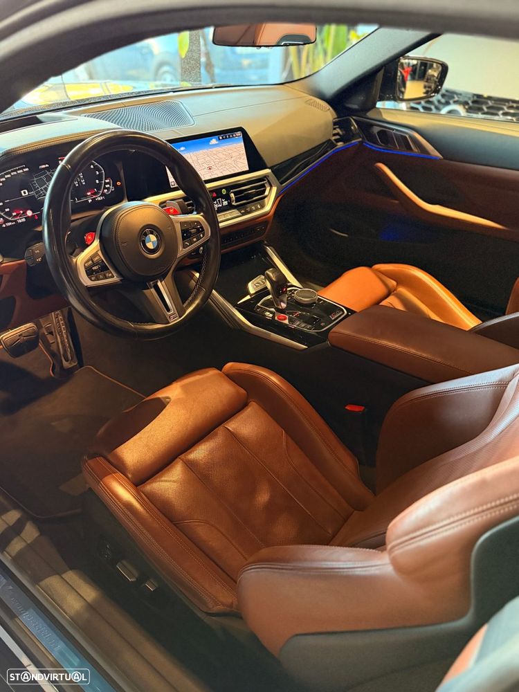 BMW M4 Competition xDrive - 26