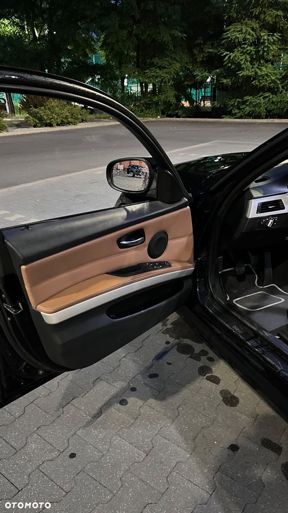 BMW Seria 3 318d - 9