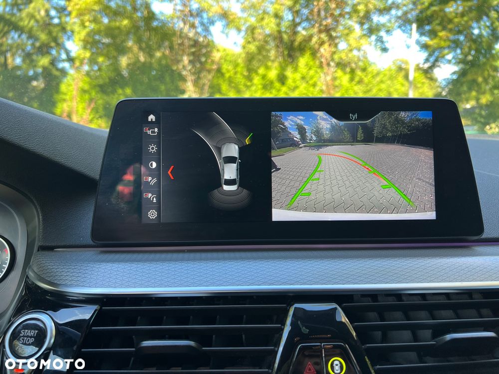 BMW Seria 5 520d xDrive M Sport sport - 7