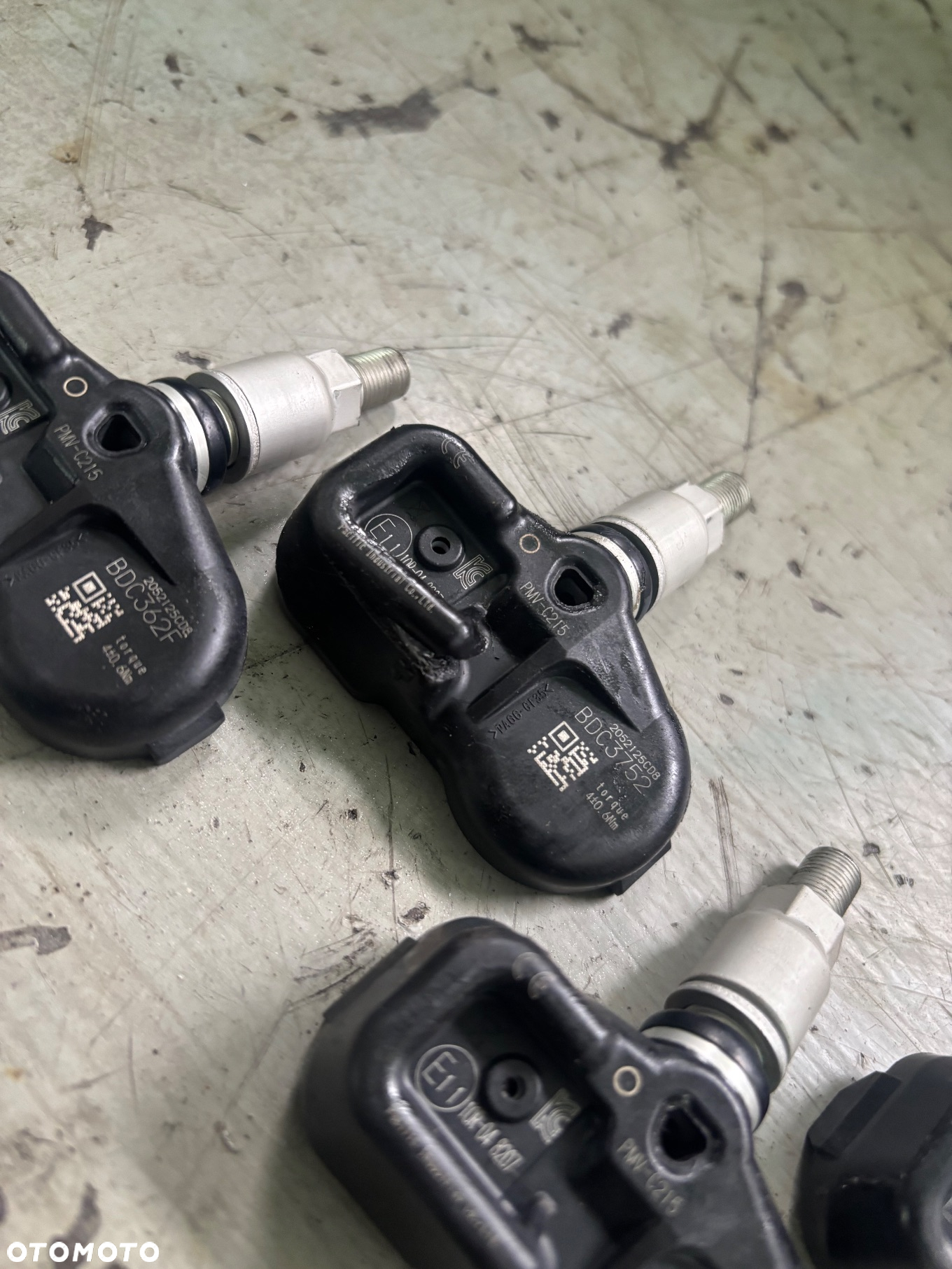 TOYOTA CZUJNIKI CISNIENIA POWIETRZA TPMS PMV-C215 KOMPLET - 2