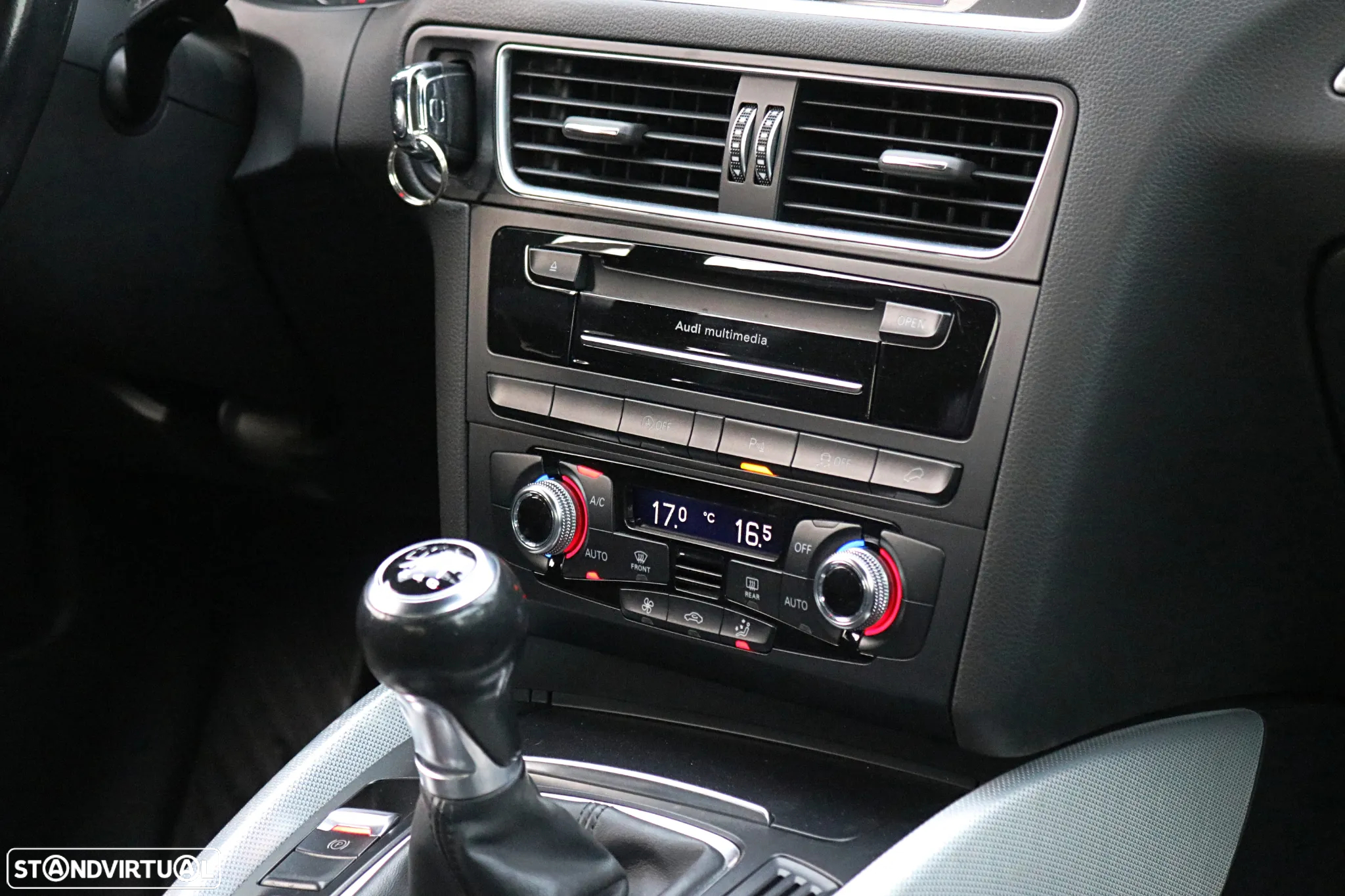 Audi Q5 2.0 TDi S-line - 44