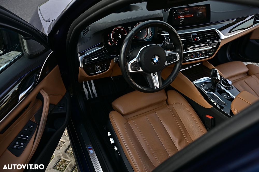 BMW Seria 5 530i xDrive AT - 27