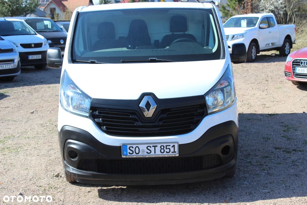 Renault TRAFIC - 2