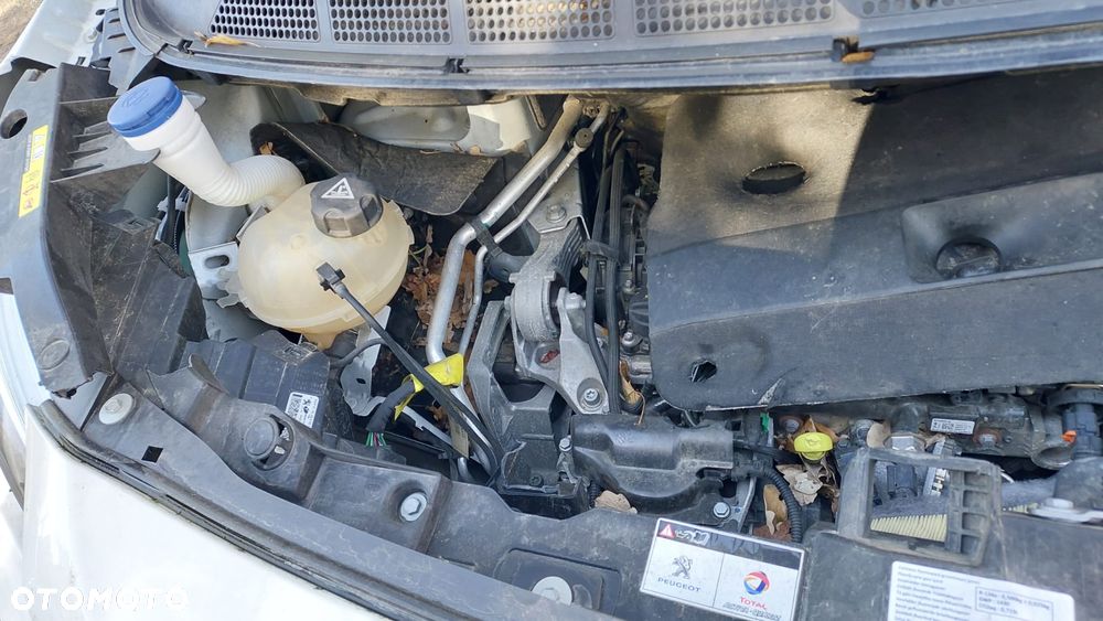 Peugeot Expert - 12