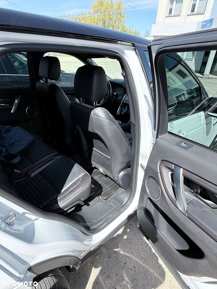 Land Rover Discovery Sport P200 R-Dynamic - 17