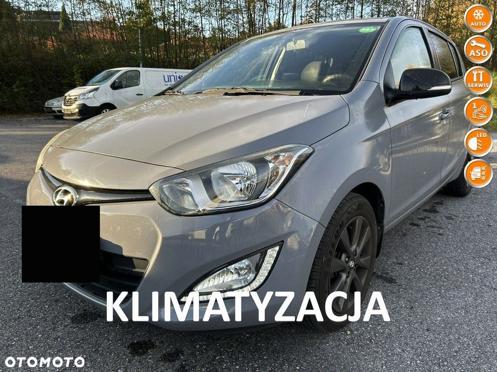 Hyundai i20 1.2 Fifa World Cup Edition - 1