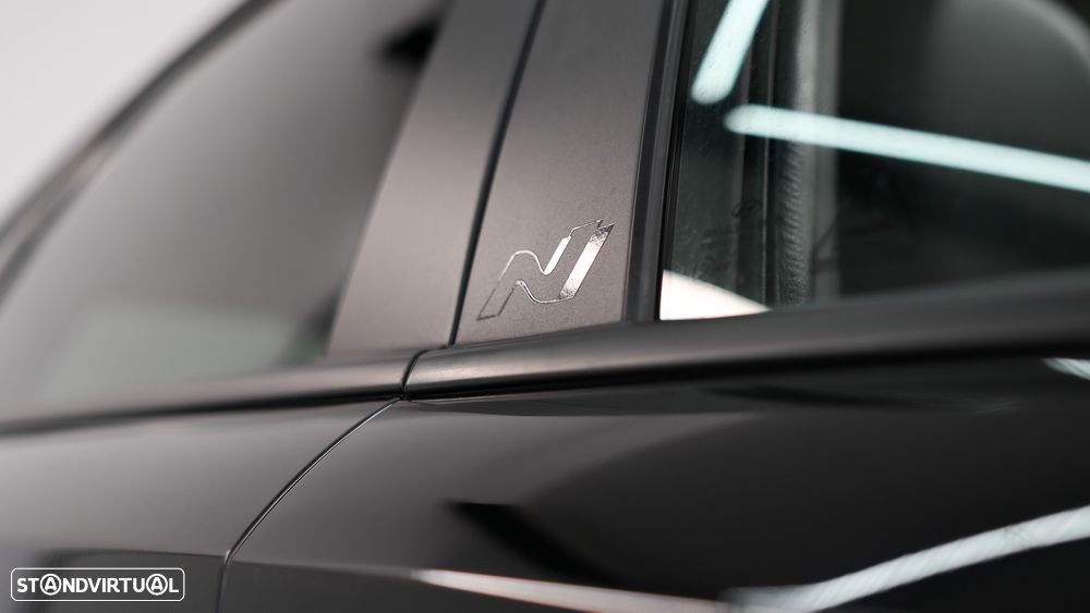 Hyundai i30 N 2.0 T-GDi Performance Pack - 20