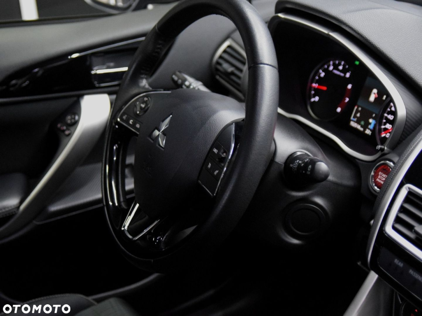 Mitsubishi Eclipse Cross - 18