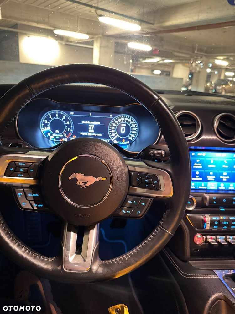 Ford Mustang - 5