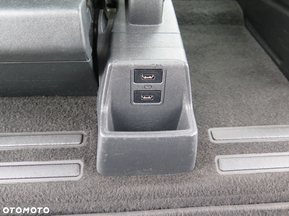 Ford Tourneo Custom 2.0 TDCi L2 Titanium SelectShift - 27