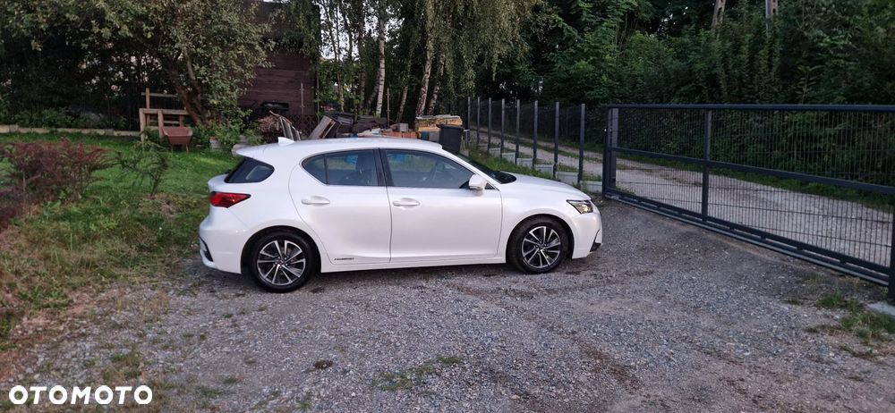 Lexus CT 200h Elegance EU6 - 9
