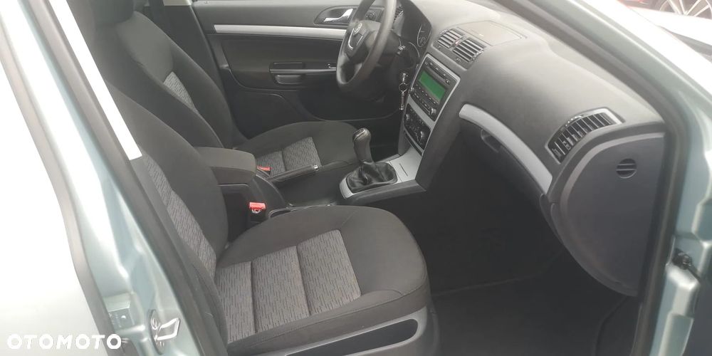 Skoda Octavia 1.6 Elegance - 20