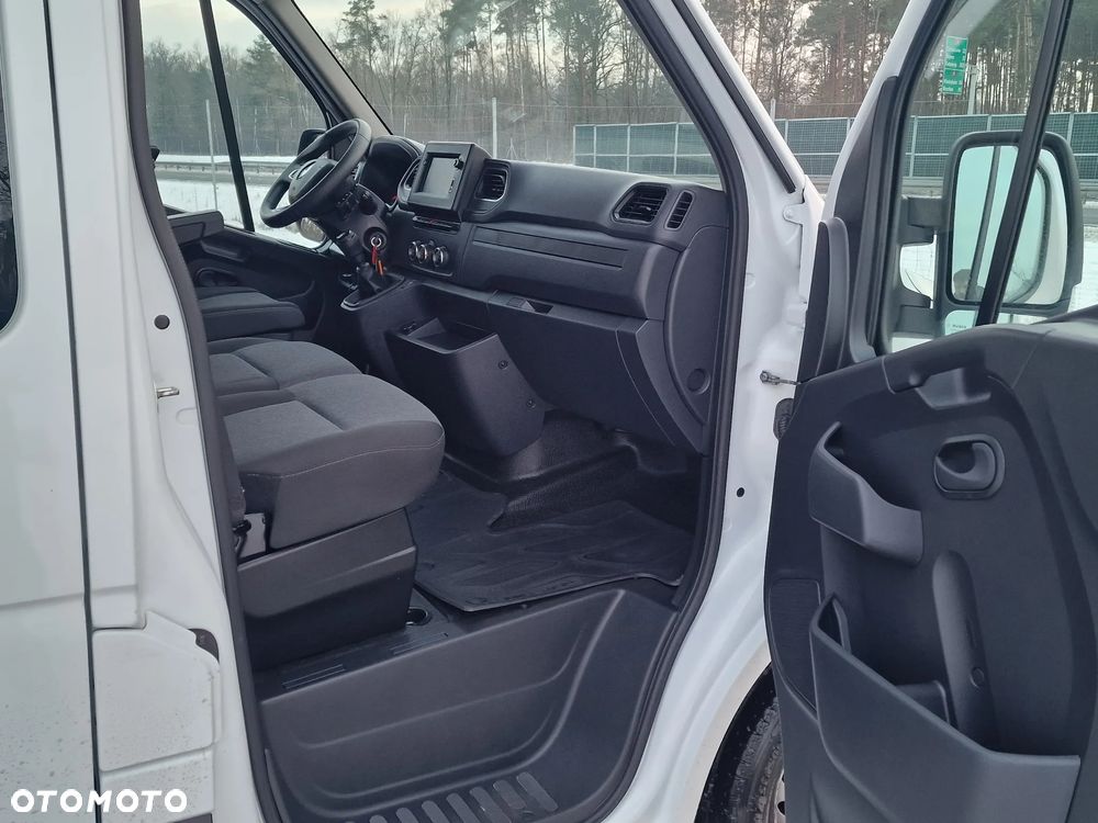 Renault Master 2023r, CARPOL oryginalny 9-osobowy , bogato wyposażony , Salon Polska ASO L3H2, Bezwypadkowy ,HAK , Kamera Cofania , ANDROID AUTO, bez wkładu , Czujniki parkowania przód i tył ,Brygadowy - 12