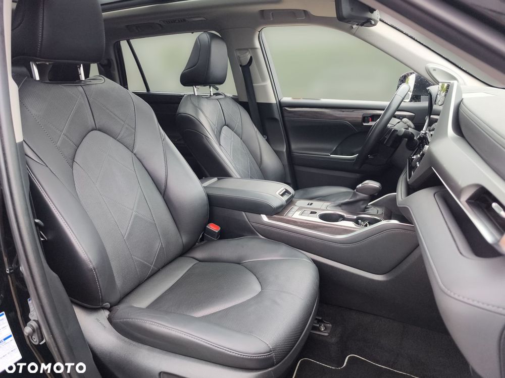 Toyota Highlander - 10