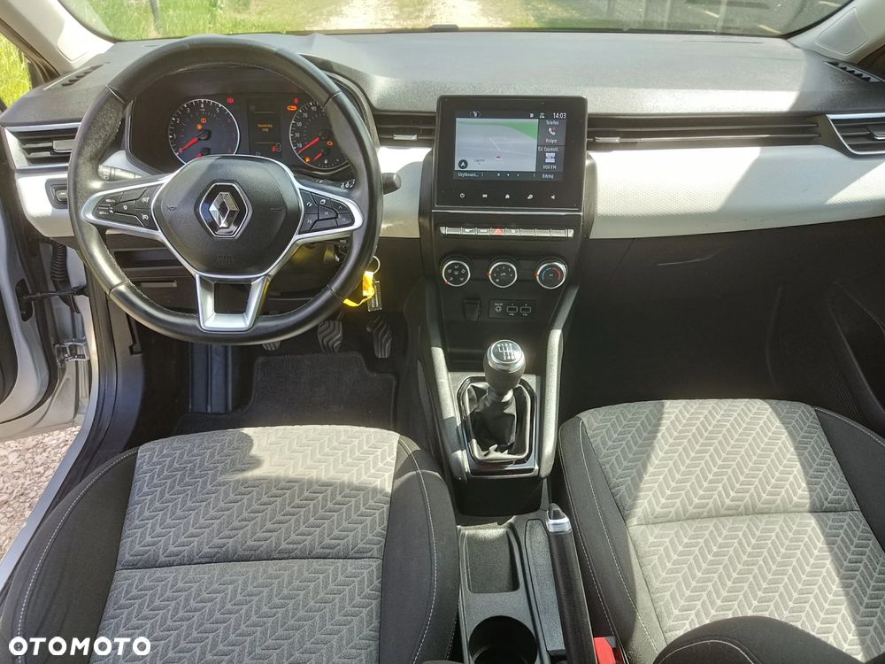 Renault Clio - 15