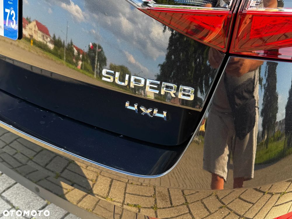 Skoda Superb 2.0 TDI 4x4 DSG Premium Edition - 27