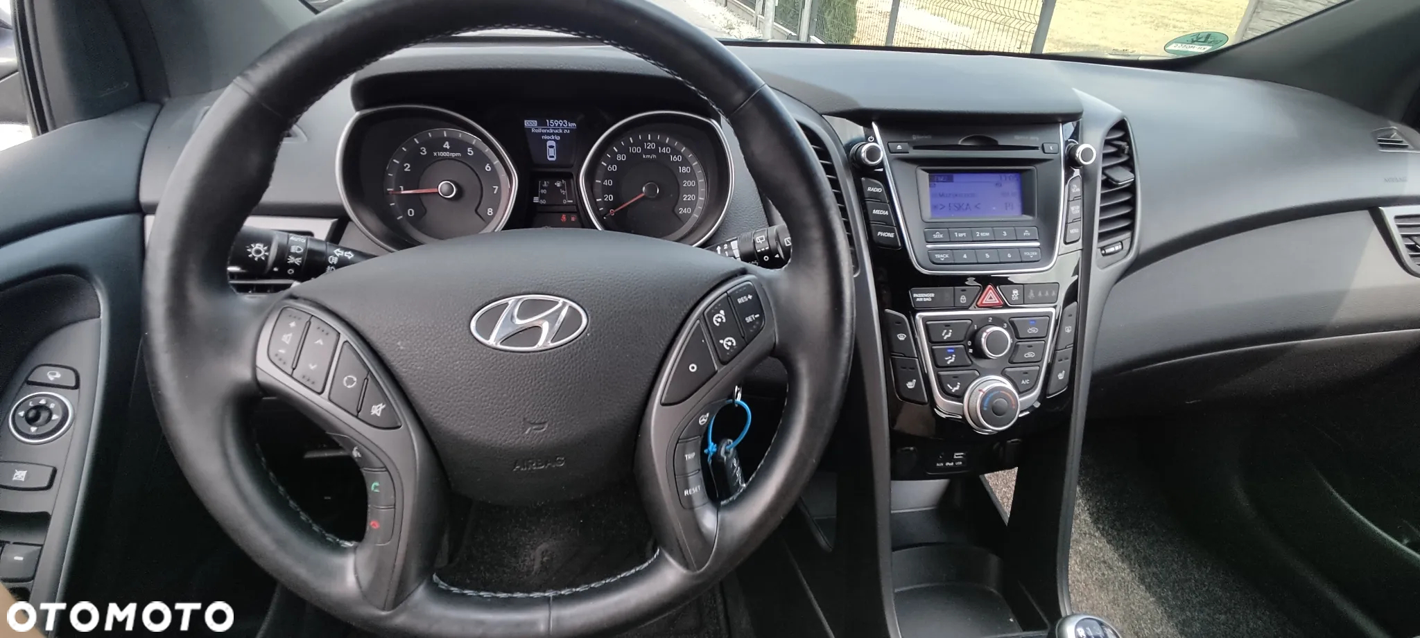 Hyundai i30 1.4 Passion Plus - 12